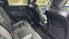 Volvo Xc60 2.0 B4D R DESIGN 5dr AWD Geartronic Diesel Estate